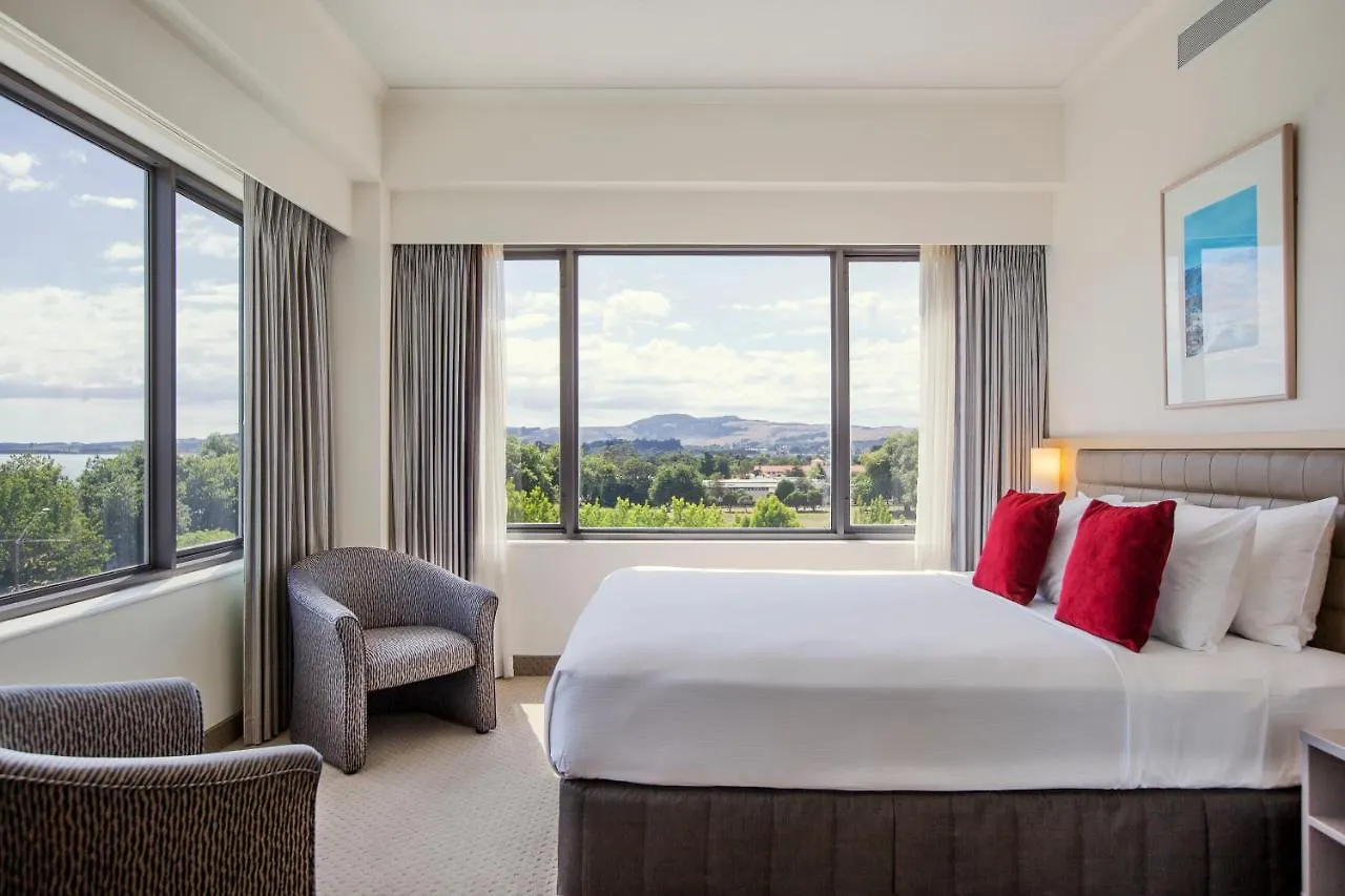 Novotel Rotorua Lakeside New Zealand