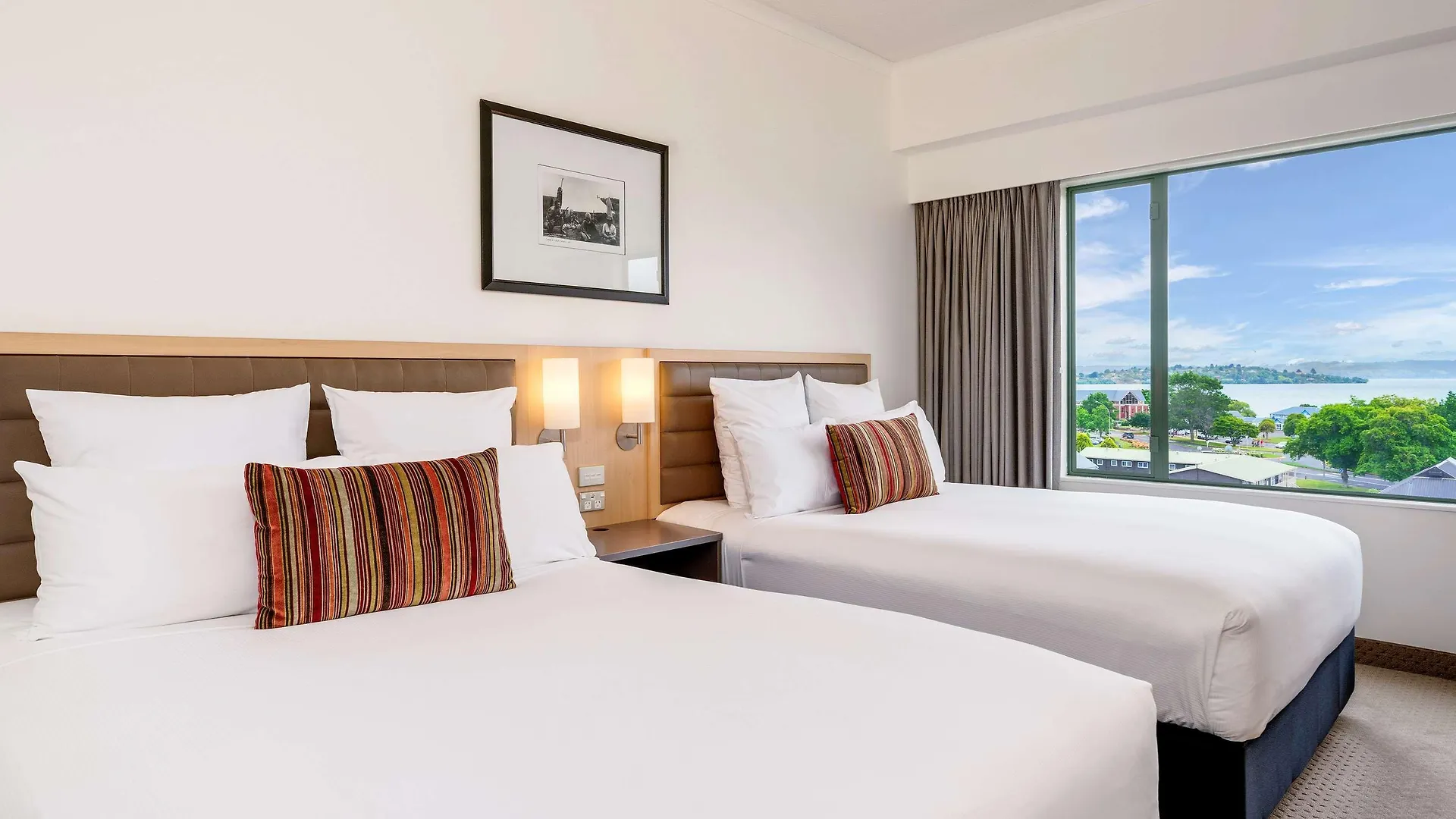 Novotel Rotorua Lakeside New Zealand