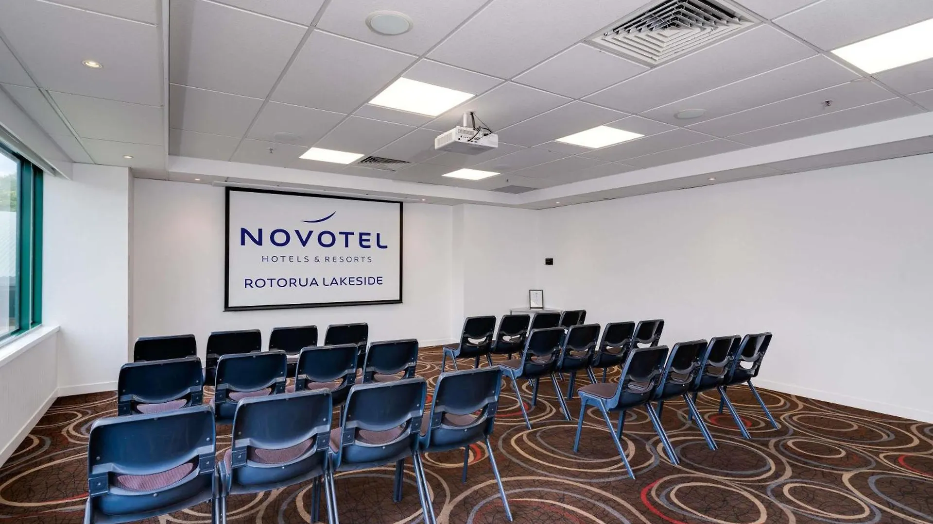 Hotel Novotel Rotorua Lakeside