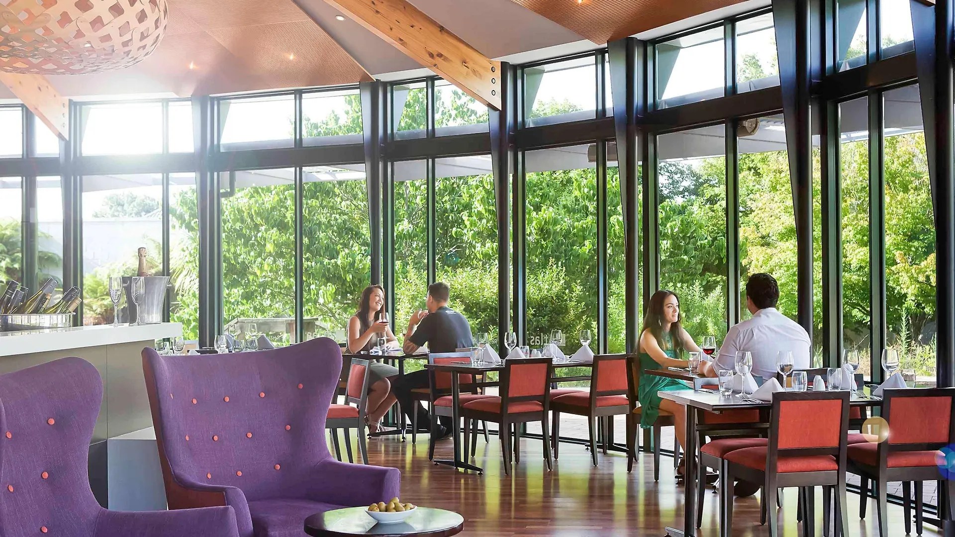 Otel Novotel Rotorua Lakeside