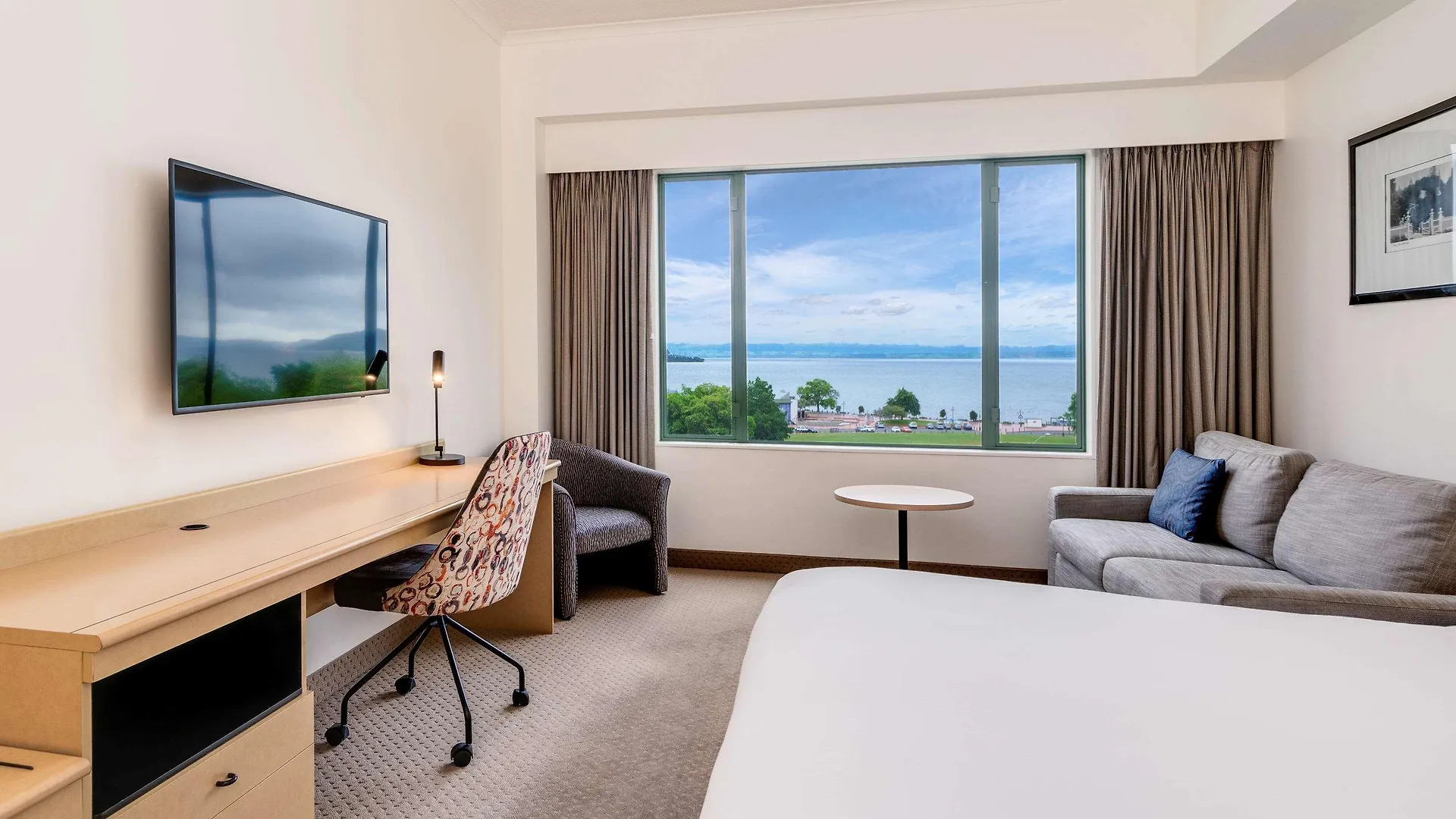 Hotel Novotel Rotorua Lakeside