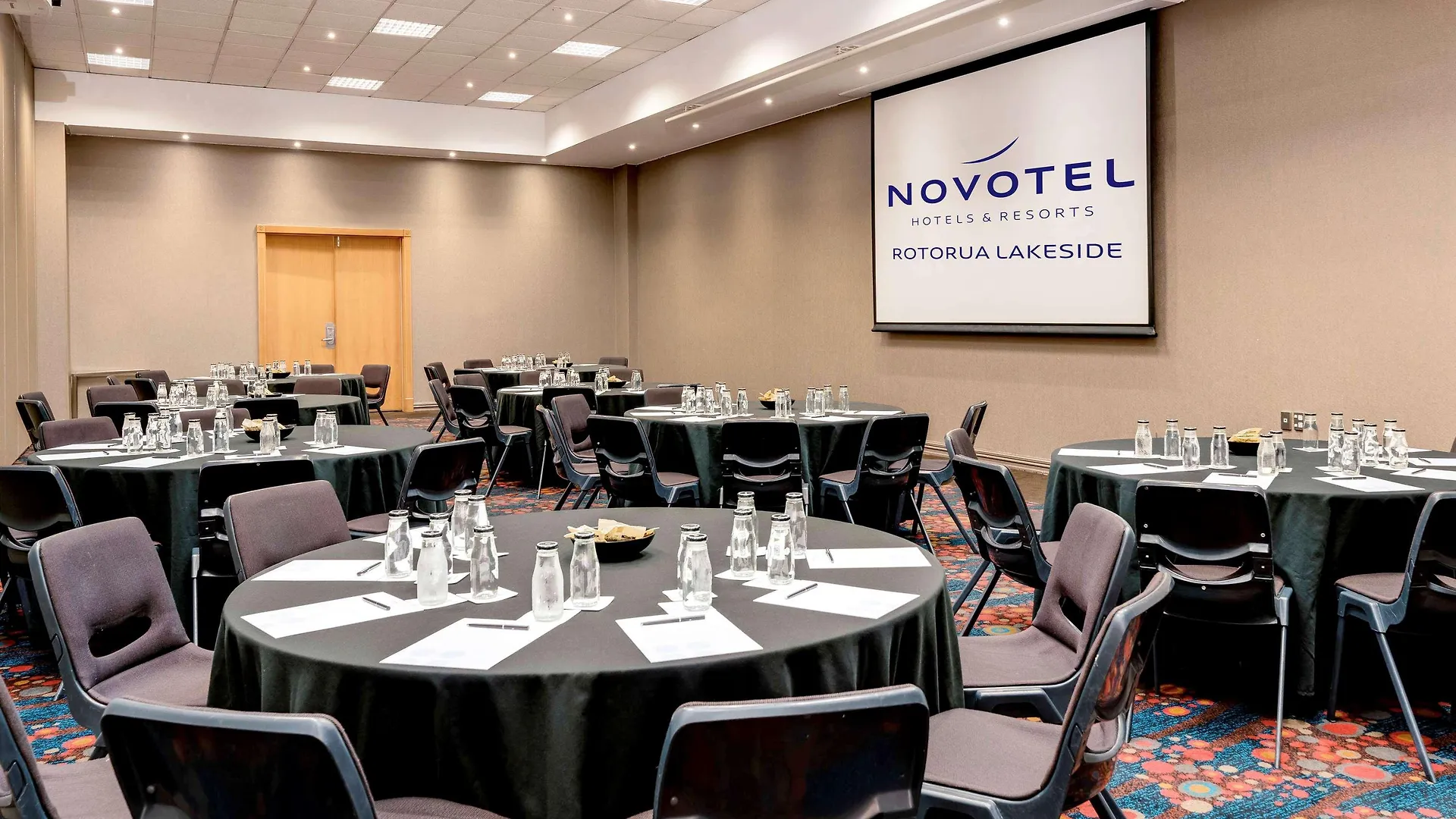 Novotel Rotorua Lakeside